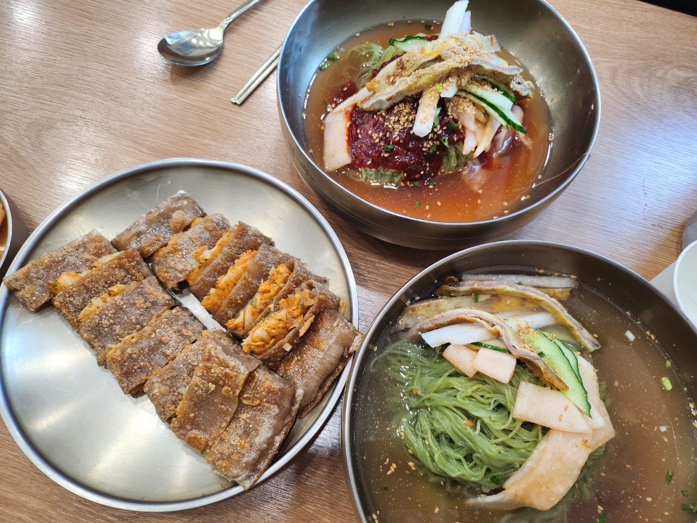 Hanolmyeonok (한올면옥) 2