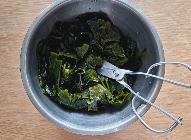 미역국 끓이는 방법 쫄깃~ 표고버섯 들깨미역국 고기없이 19