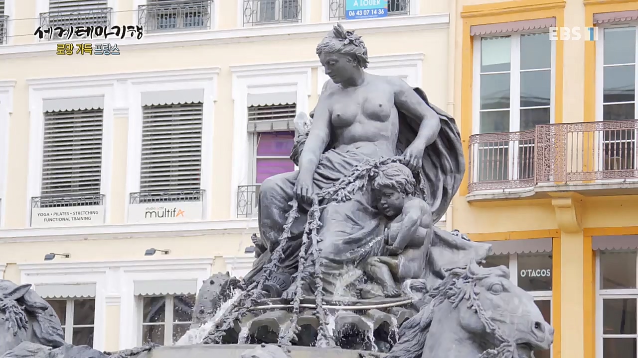 세상의모든기행_로망 가득 프랑스_몽블랑 가는길.mp4_20221023_193149.586.jpg