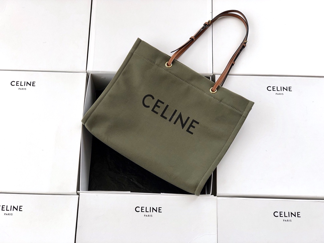  [CELINE] 셀린느 스퀘어드 텍스타일 카바스백 192172CDP.15KZ