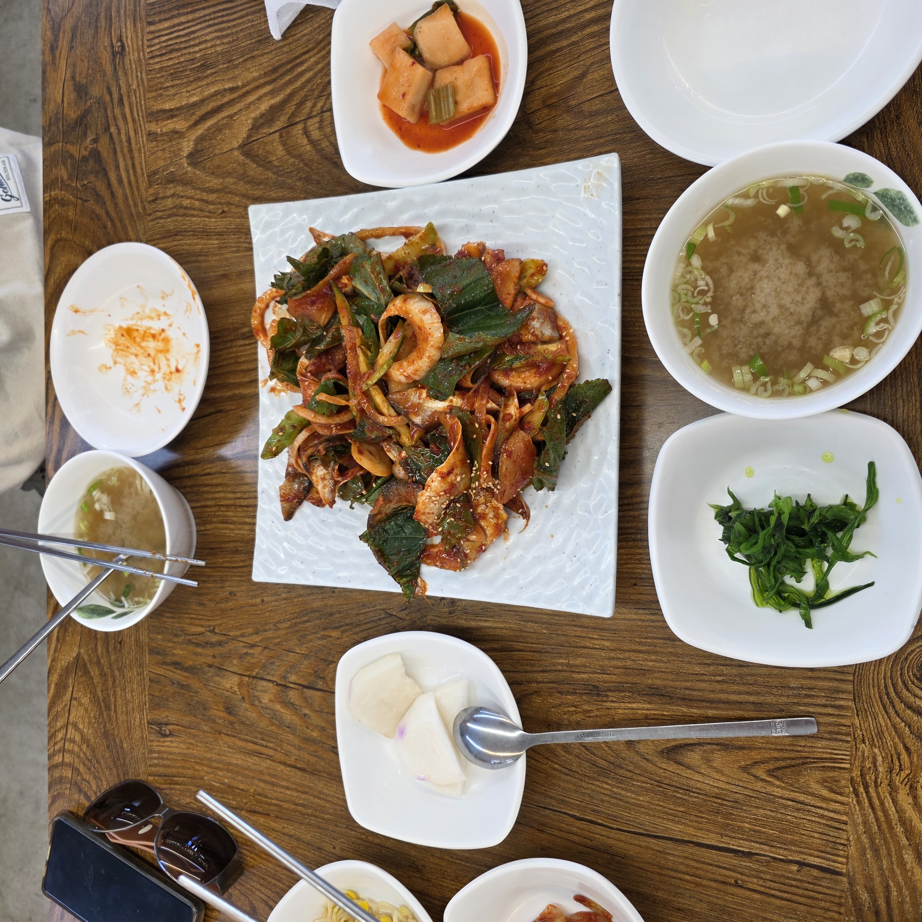 제철 별미 밴댕이 무침