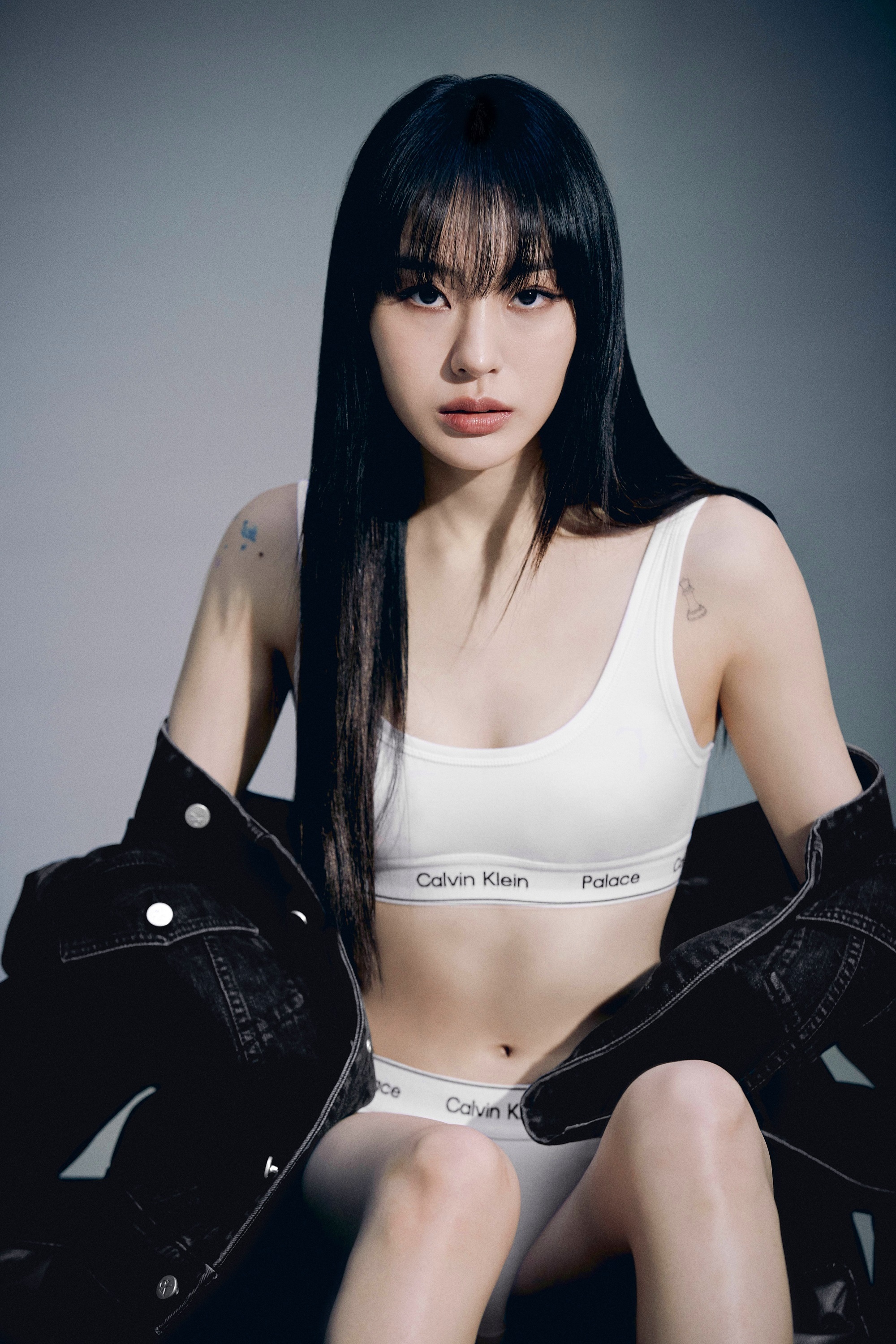 노제X정호연 캘빈클라인 'CK1 PALACE' 컬렉션 화보.jpg
