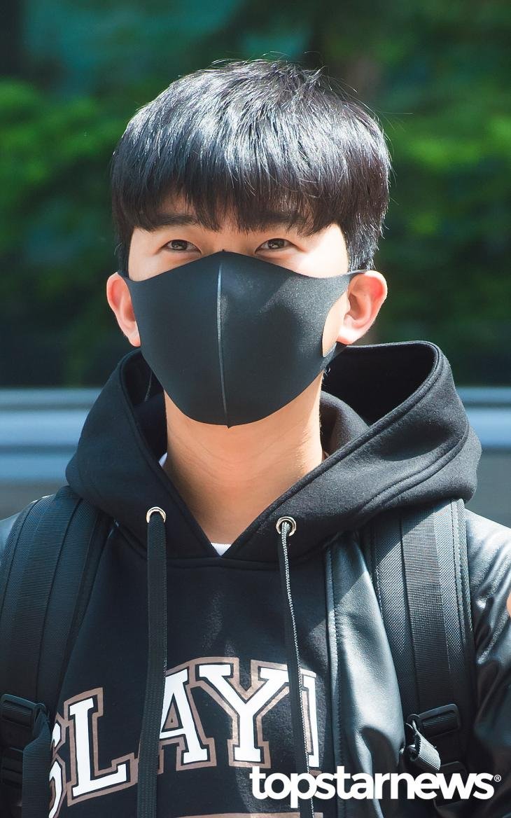 '진정한 히어로' 임영웅, 45억원대 건물주 등극했다