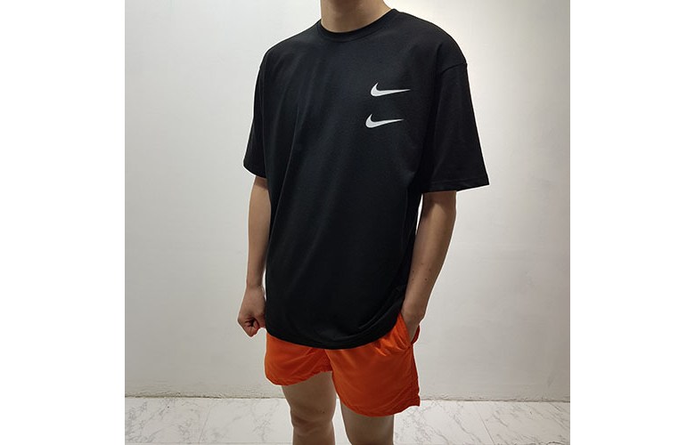  나이키 더블스우시 로고 반팔 티셔츠 2컬러