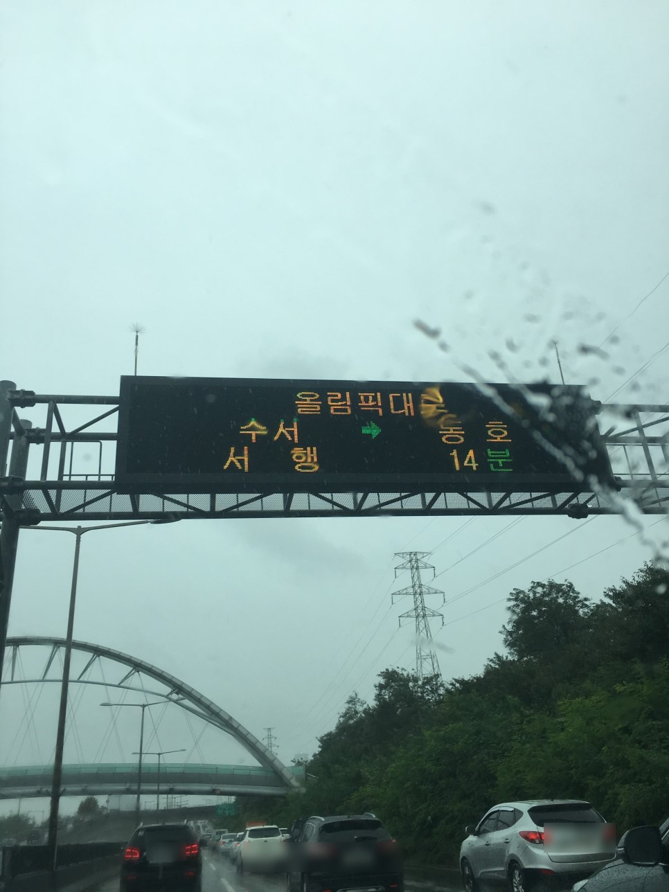  스푼즈 팝업스토어