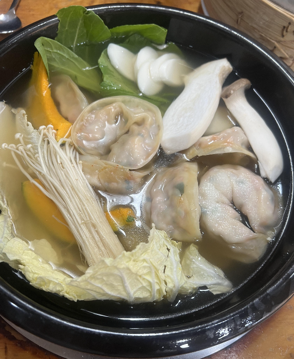 만두전골-안에-재료들