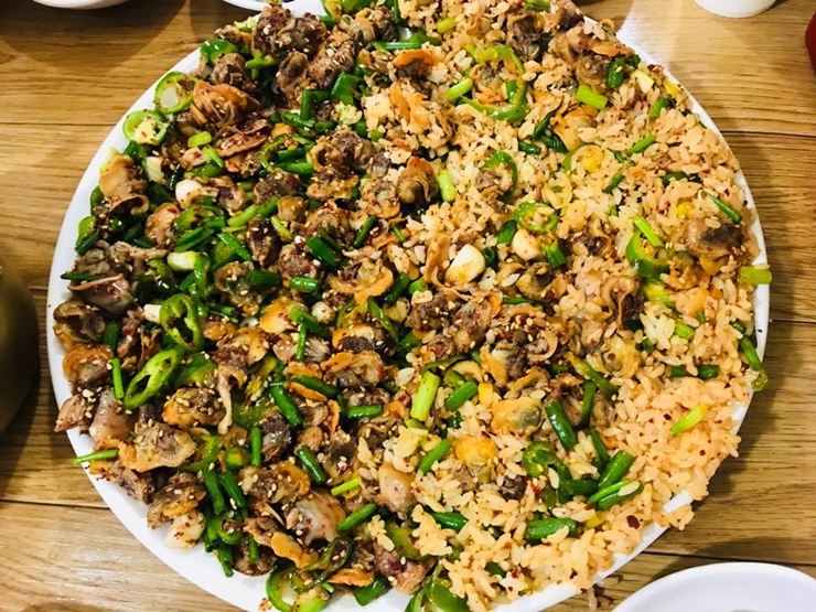 엄지네-포장마차-꼬막비빔밥-사진
