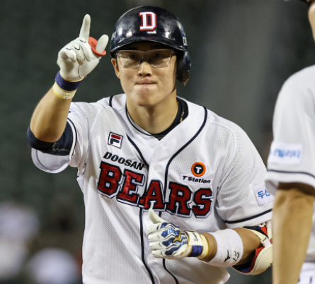 허경민 선수의 모습