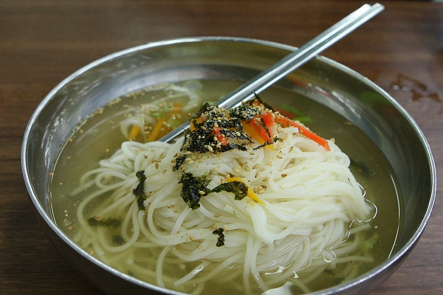 망향비빔국수 이미지