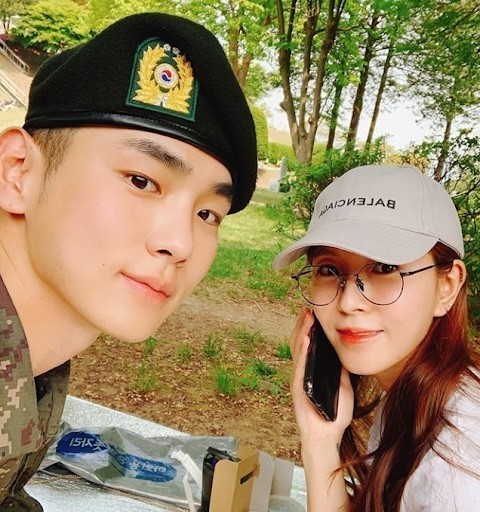 차이 혜성 나이 학력 고향 프로필 샤이니키 박나래 기안84 성훈 이사 화사 422회 2022 나홍산 나홍자산다 달력 구매정보 20일 자정 파는곳 전현무 집아파트 위치 65