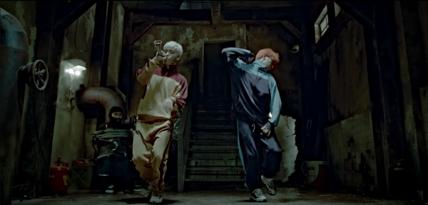 빅뱅(GD&TOP) - ZUTTER M/V (19골드)