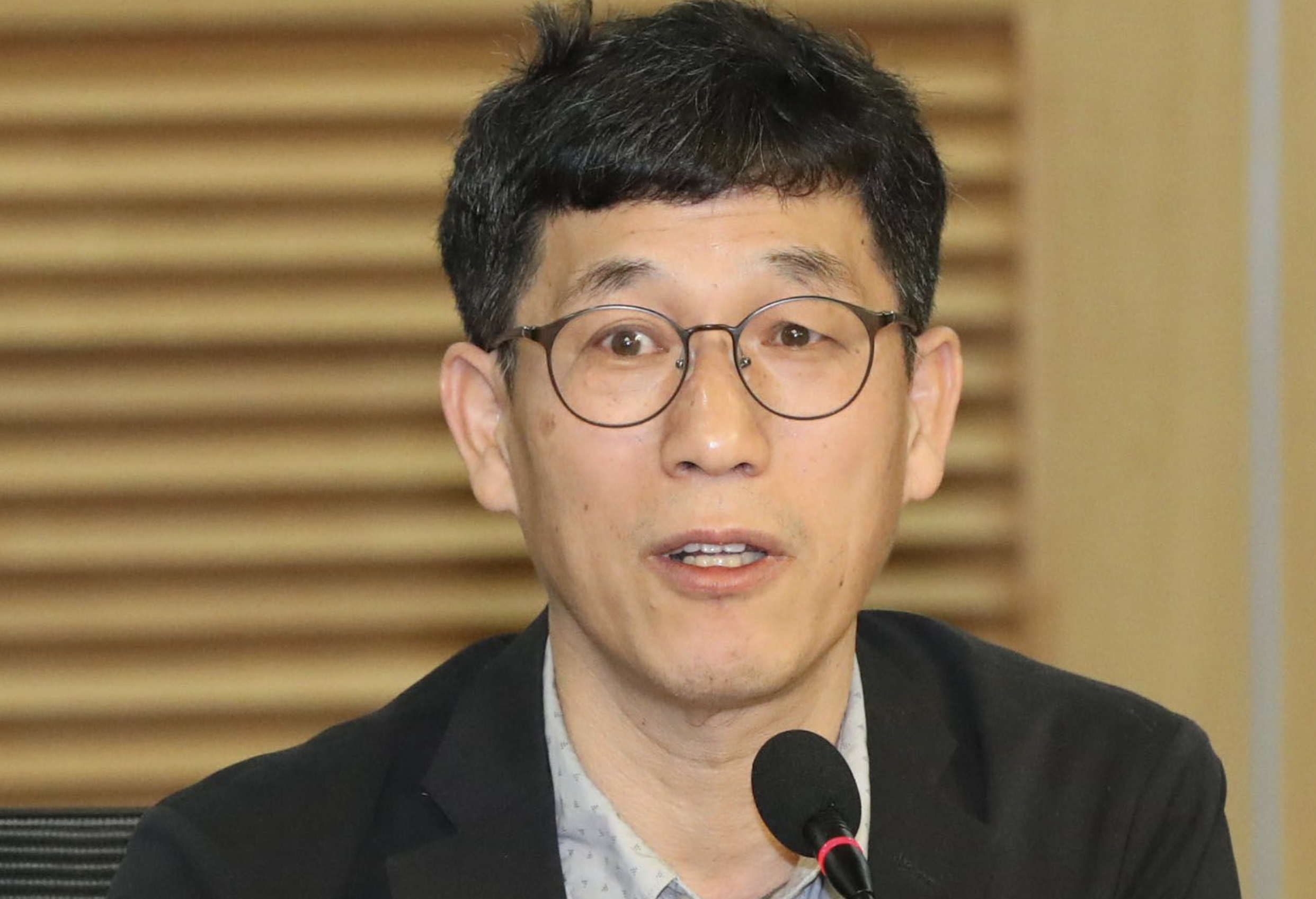  진중권 나이 학력 이력 논란 저서 고향 페이스북