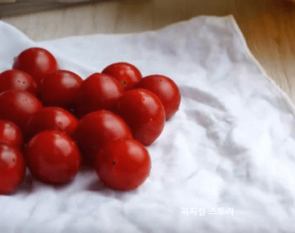 물기를-제거하는-방울토마토