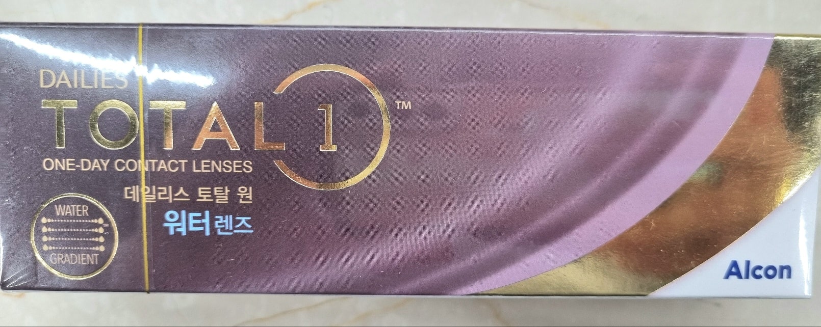  알콘 데일리스 토탈원 워터렌즈 라고 불릴만한 스팩