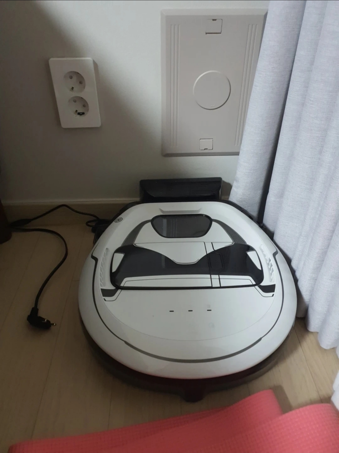  로봇청소기문턱) 로봇청소기 실사용자의 구매시 고려할 사항, 아기있는 집은 비추천! 읽어보고 구매하세요.