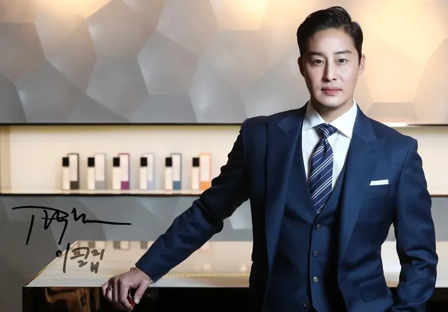 이필립_프로필_이미지_나무위키