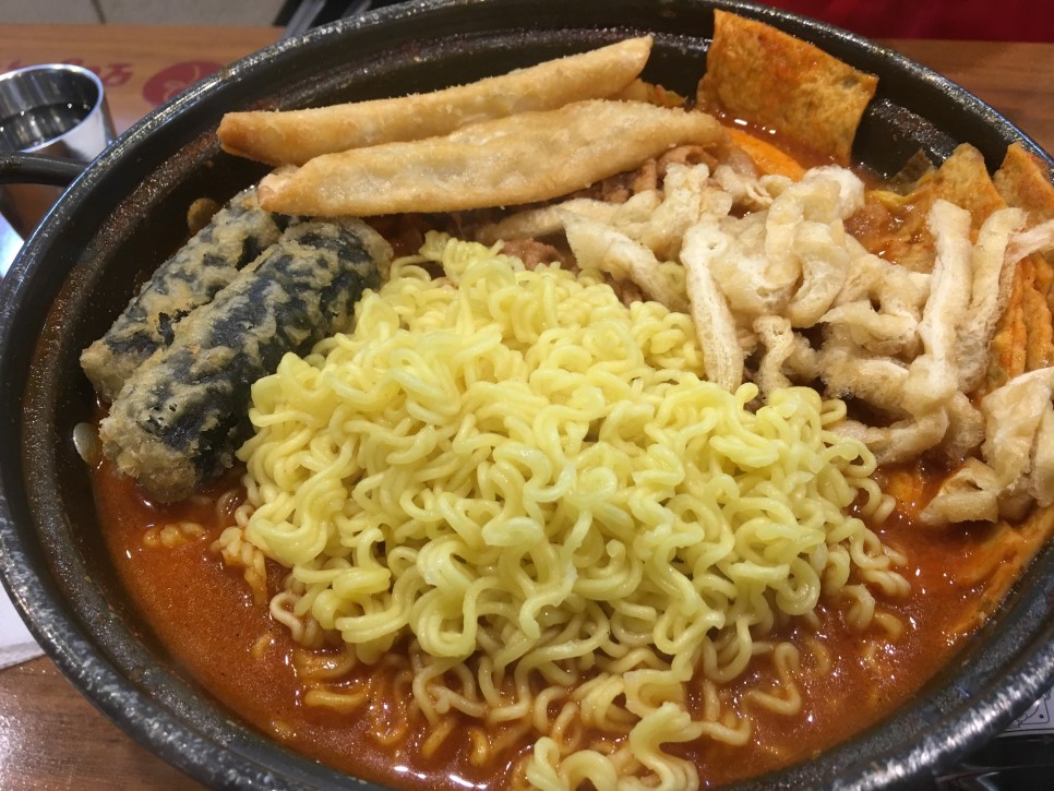  모범떡볶이