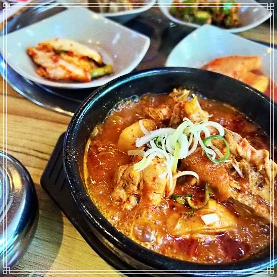  생방송오늘저녁 감자탕 김대호 아나운서 퇴근후엔 사당역 근처 추천 가게 묵은지 매운 뼈찜 2071회 방송 정보