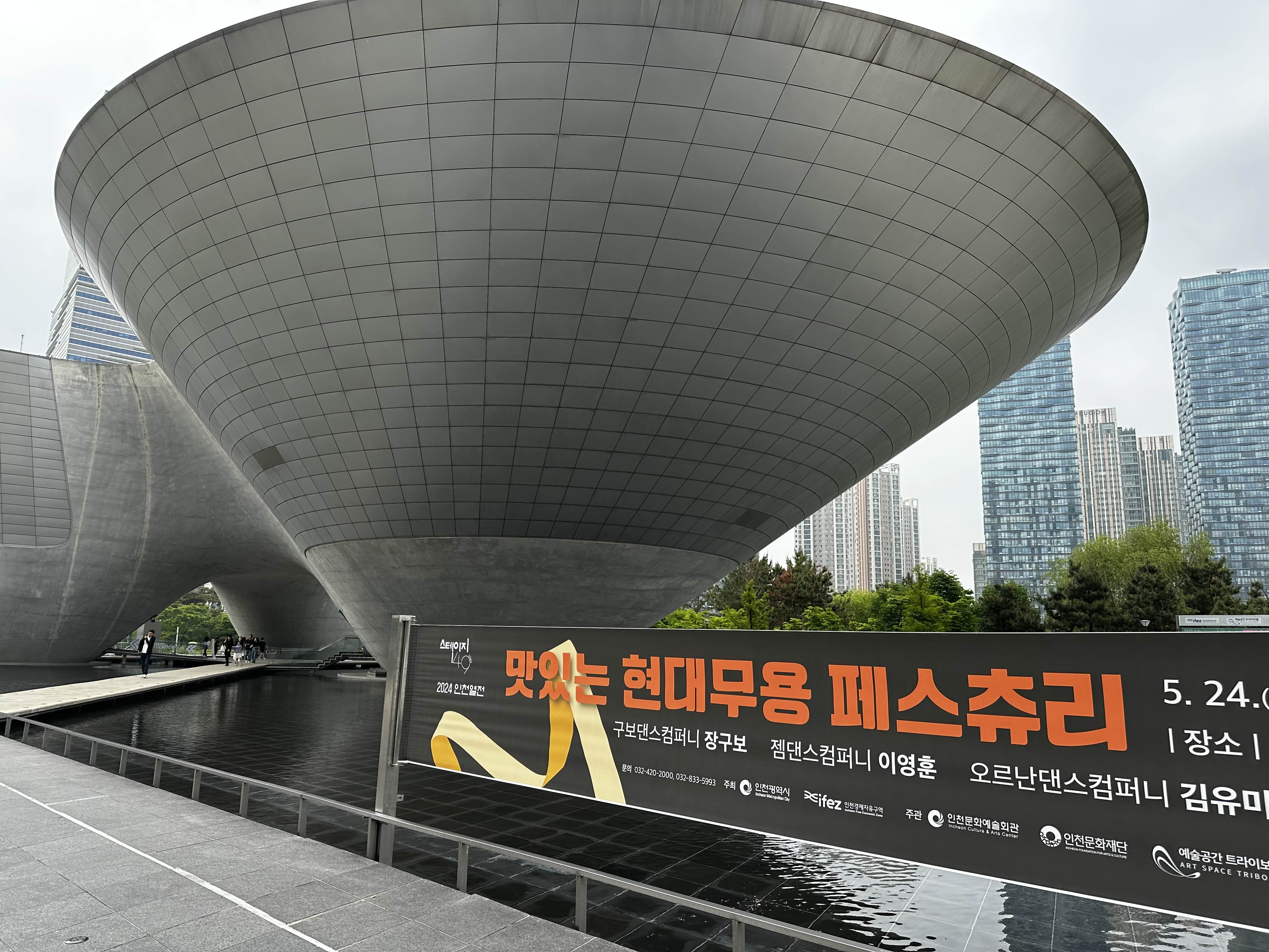 리어커피 이미지