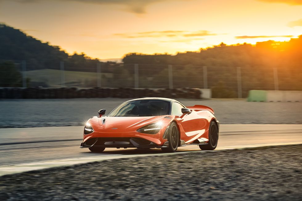  2021 맥라렌 765LT