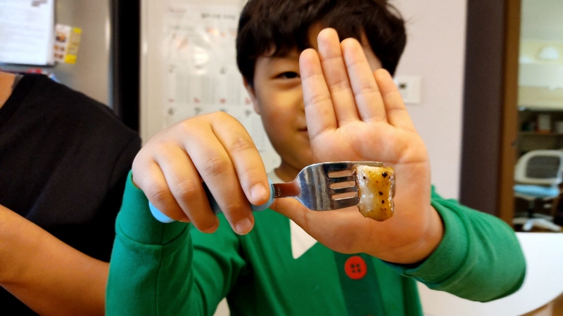  어린이용 고기소스 추천?! 고급진 맛에 어른들도 반함! (스모크 치킨&포크 바베큐소스)
