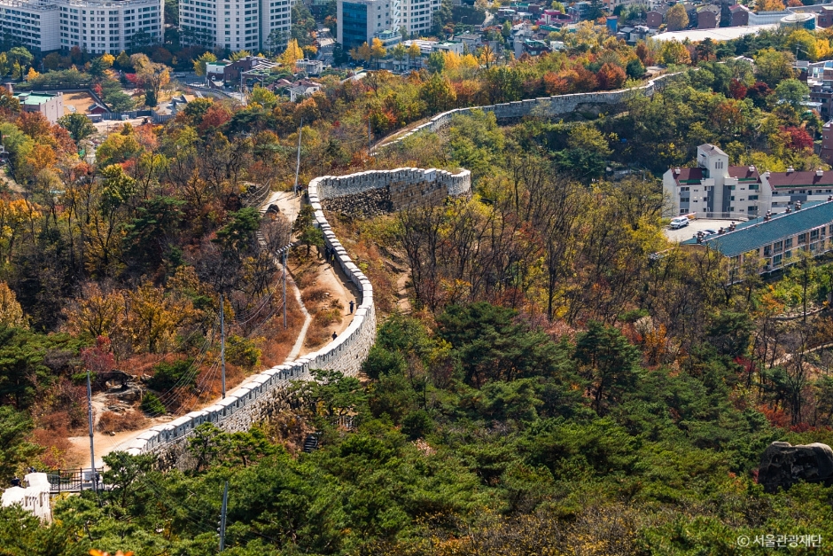 서울 해돋이 명소&amp;#44; 인왕산 정보 / 사진 = 대한민국 구석구석 [서울관광재단]