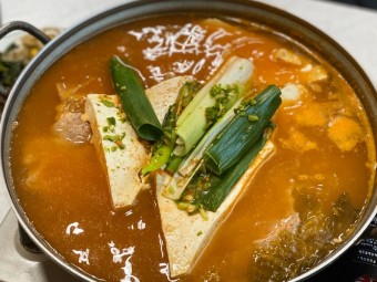 묵은지 목살 찌개