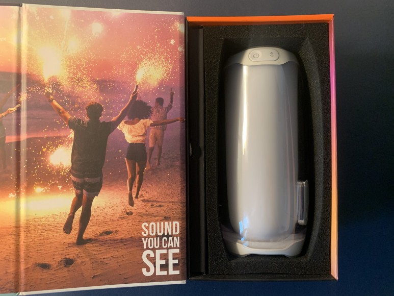 현존하는 가장 오래된 블루투스 스피커 JBL PULSE4, 15