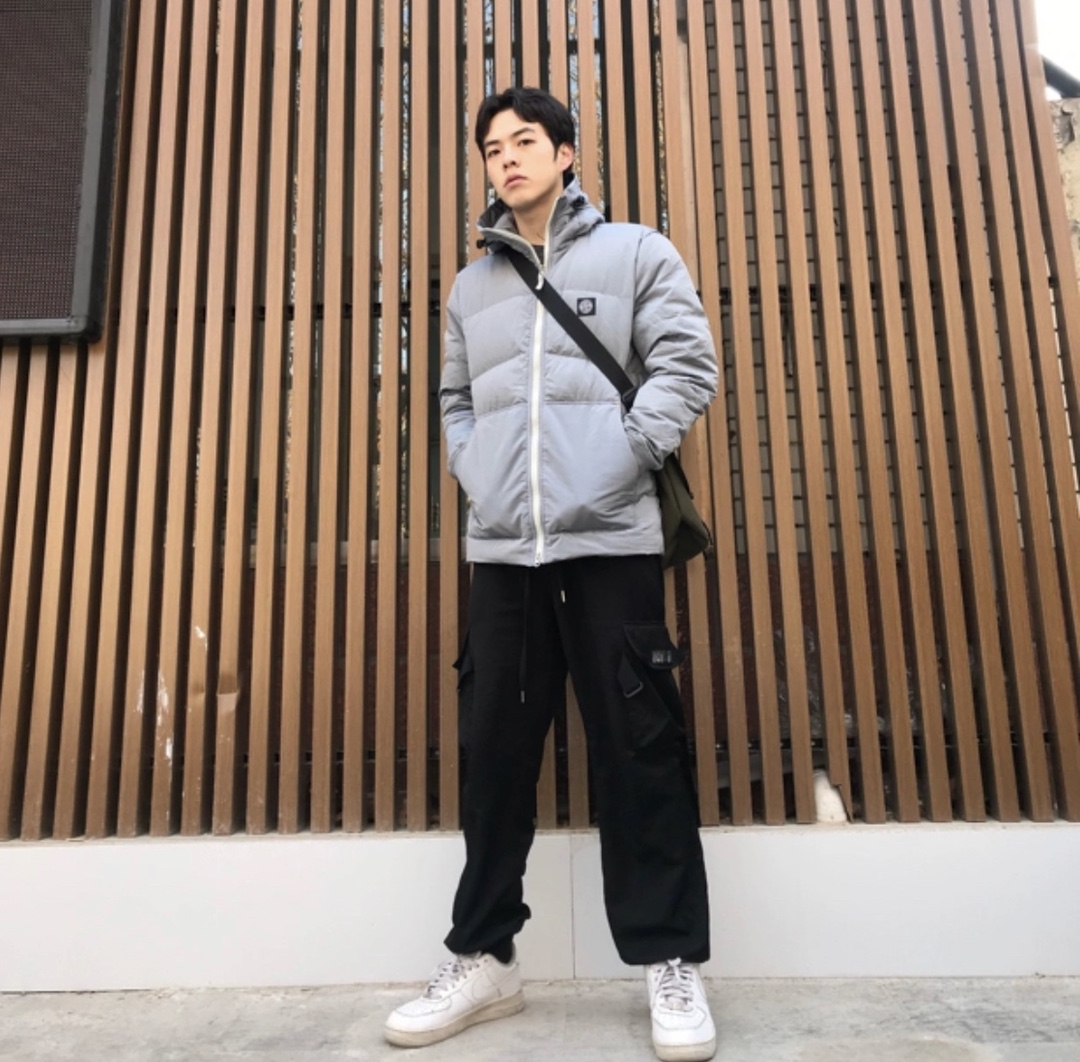  [STONE ISLAND] 스톤아일랜드 나일론 메탈 립스탁 다운 패딩 자켓 (2 COLOR)