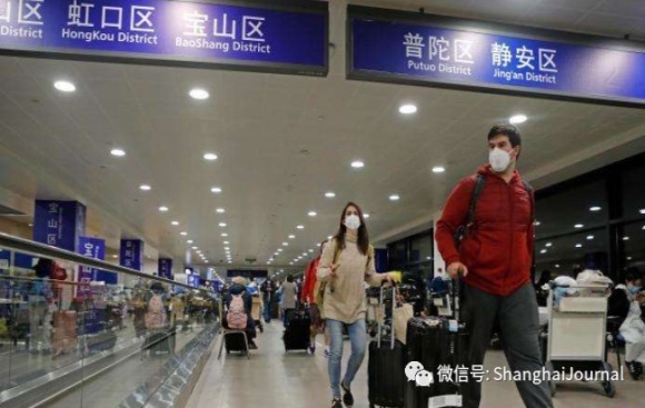 중국 입국 더 간소해졌다... 3종류 거류증 소지자 별도 비자 필요없어