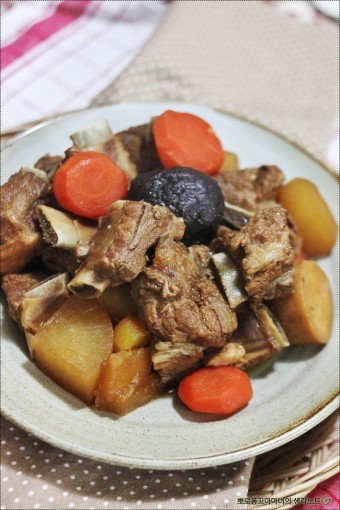  돼지갈비찜 레시피 칼로리