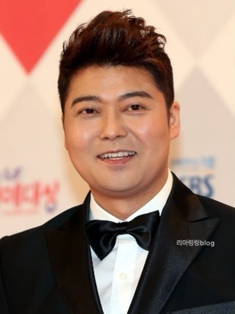 차이 혜성 나이 학력 고향 프로필 샤이니키 박나래 기안84 성훈 이사 화사 422회 2022 나홍산 나홍자산다 달력 구매정보 20일 자정 파는곳 전현무 집아파트 위치 140