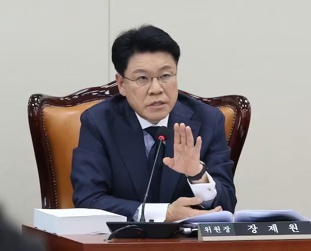 장제원 전 의원 사망…성폭력 혐의 수사 중 숨진 채 발견