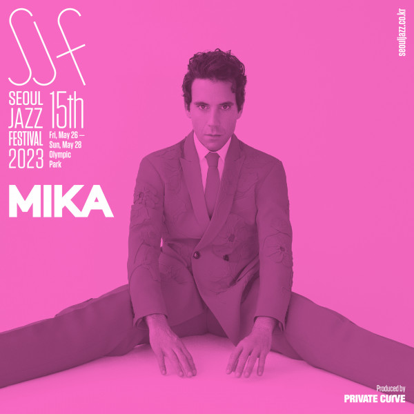 MIKA 사진