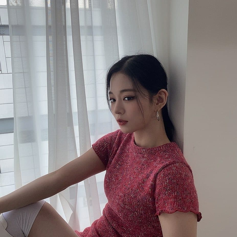  fromis_9 프로미스나인 이채영 인스타그램 셀카 사진