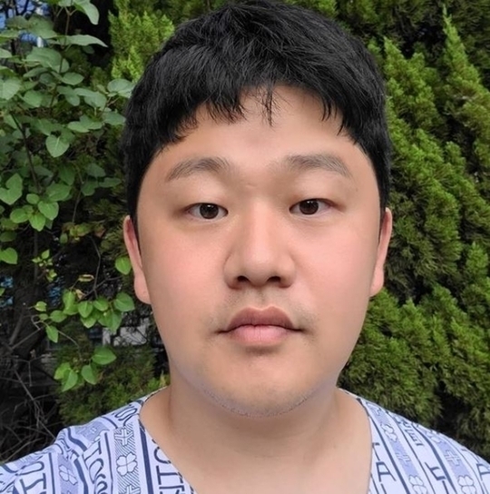  거짓 암투병 논란 최성봉, 극단적 선택 암시하는 글 올려 충격
