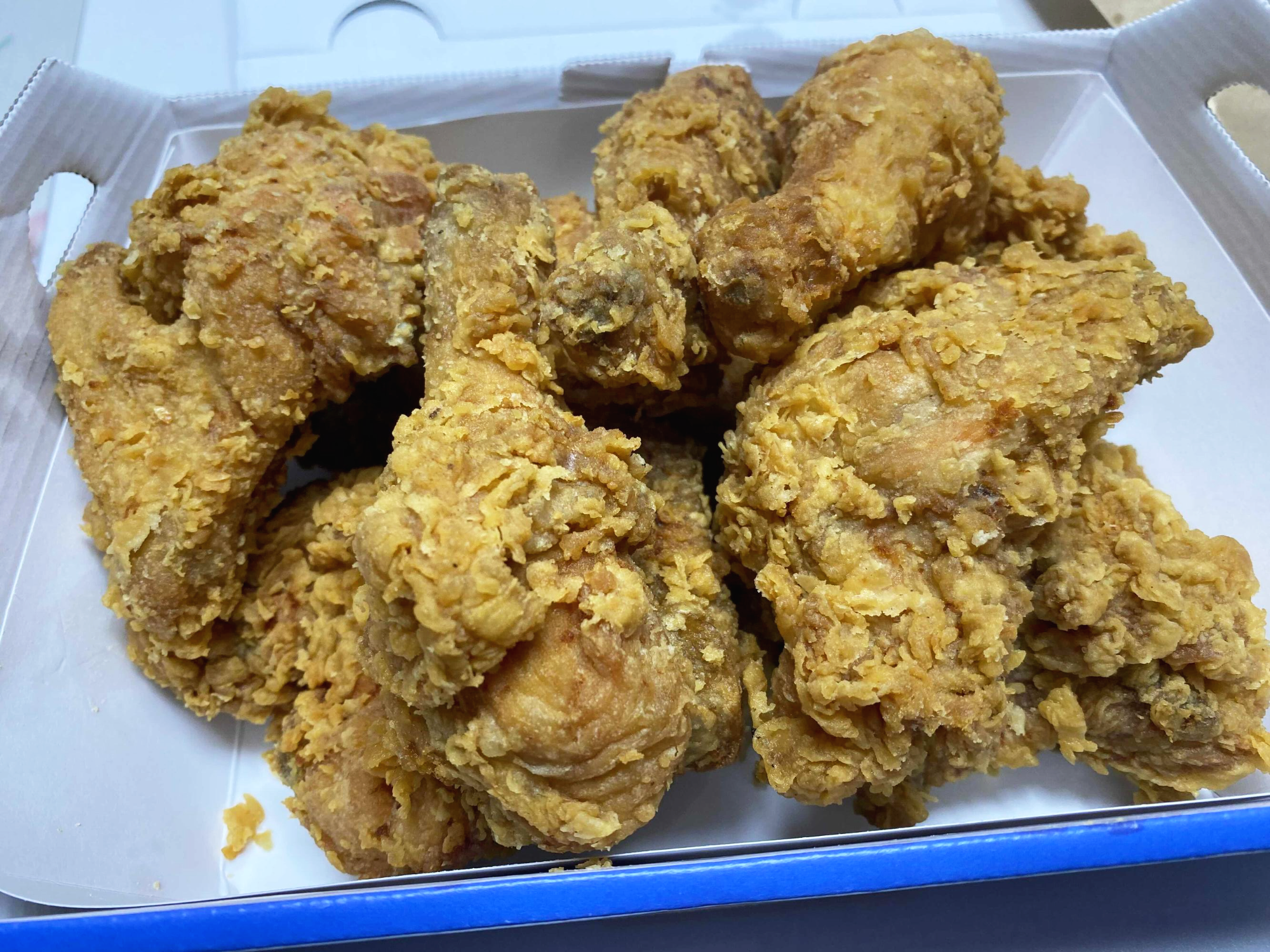  춘천 BBQ 치킨 춘천온의점 방문 포장 후기 [다리가 두개 더 세트SET 1, 후라이드]