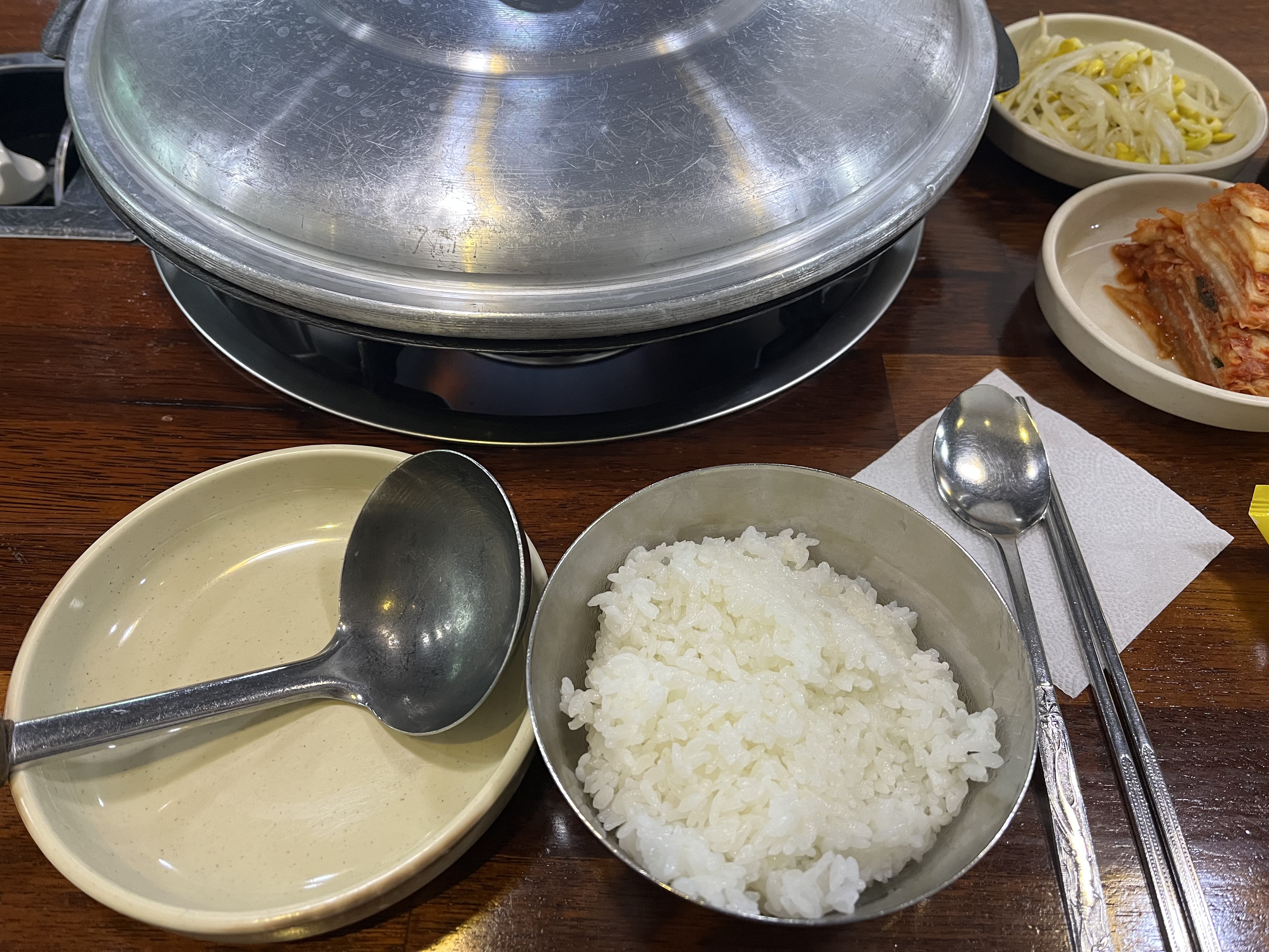 대성부대고기 기본 반찬