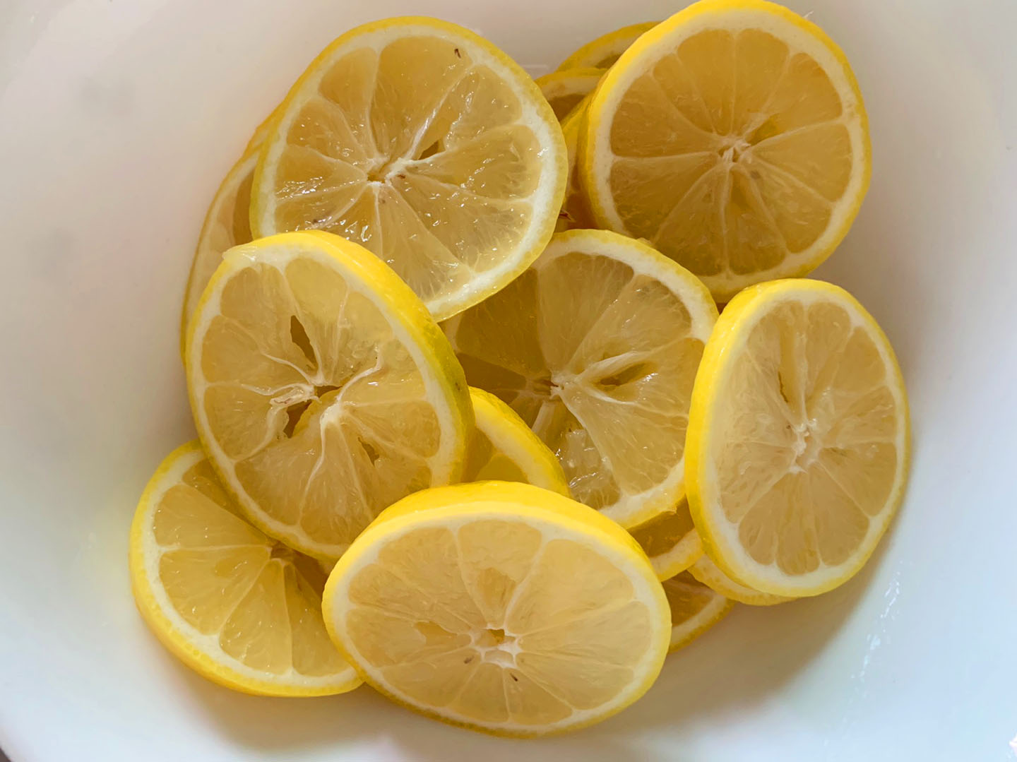 슬라이스한-레몬