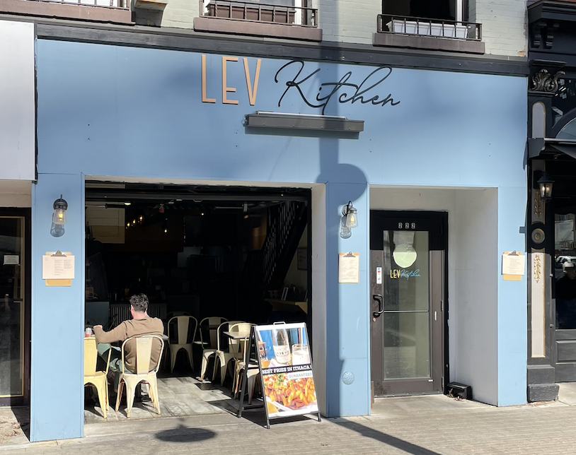 이타카 맛집 Lev Kitchen 1