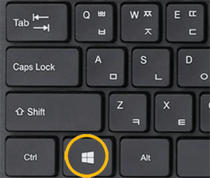 윈도우 키가 표시된 키보드 사진