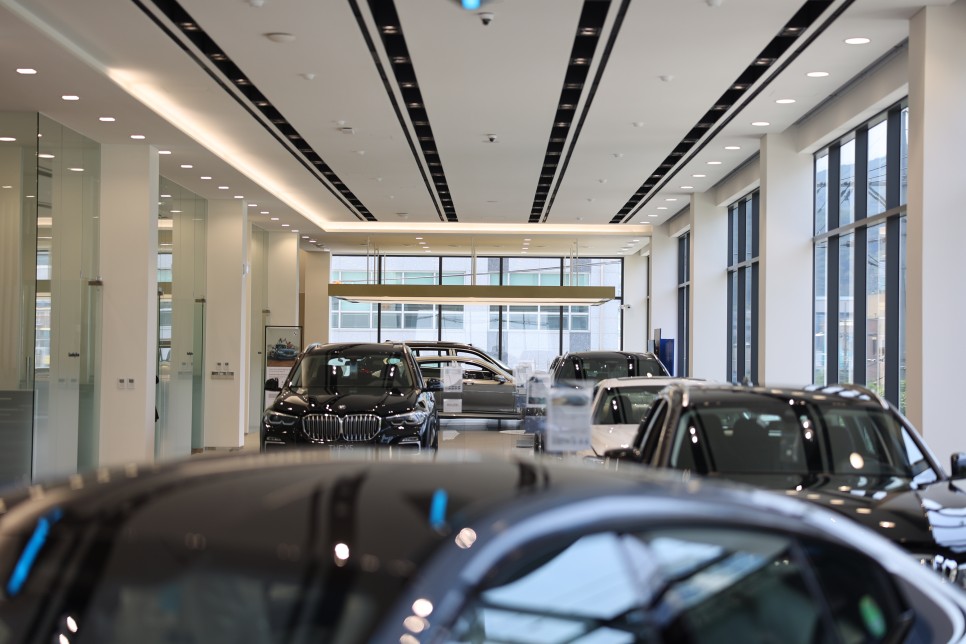 bmw 공식 중고차 BMW 삼천리 모터스 안양 통합 전시장 77
