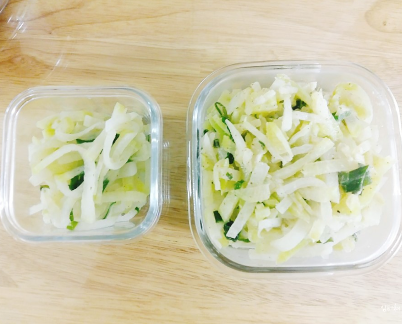  돌아기 반찬 무나물 볶음