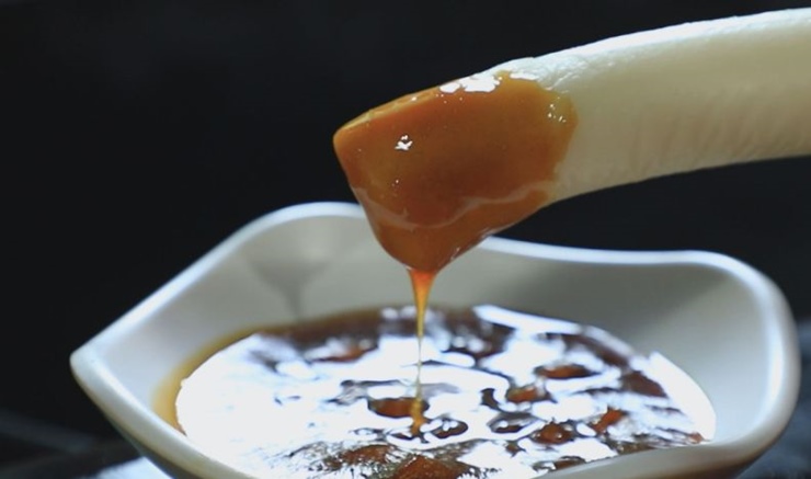 조청-찍은-가래떡