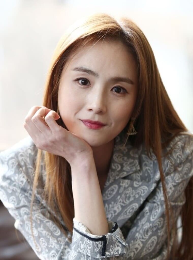 배우-이희진