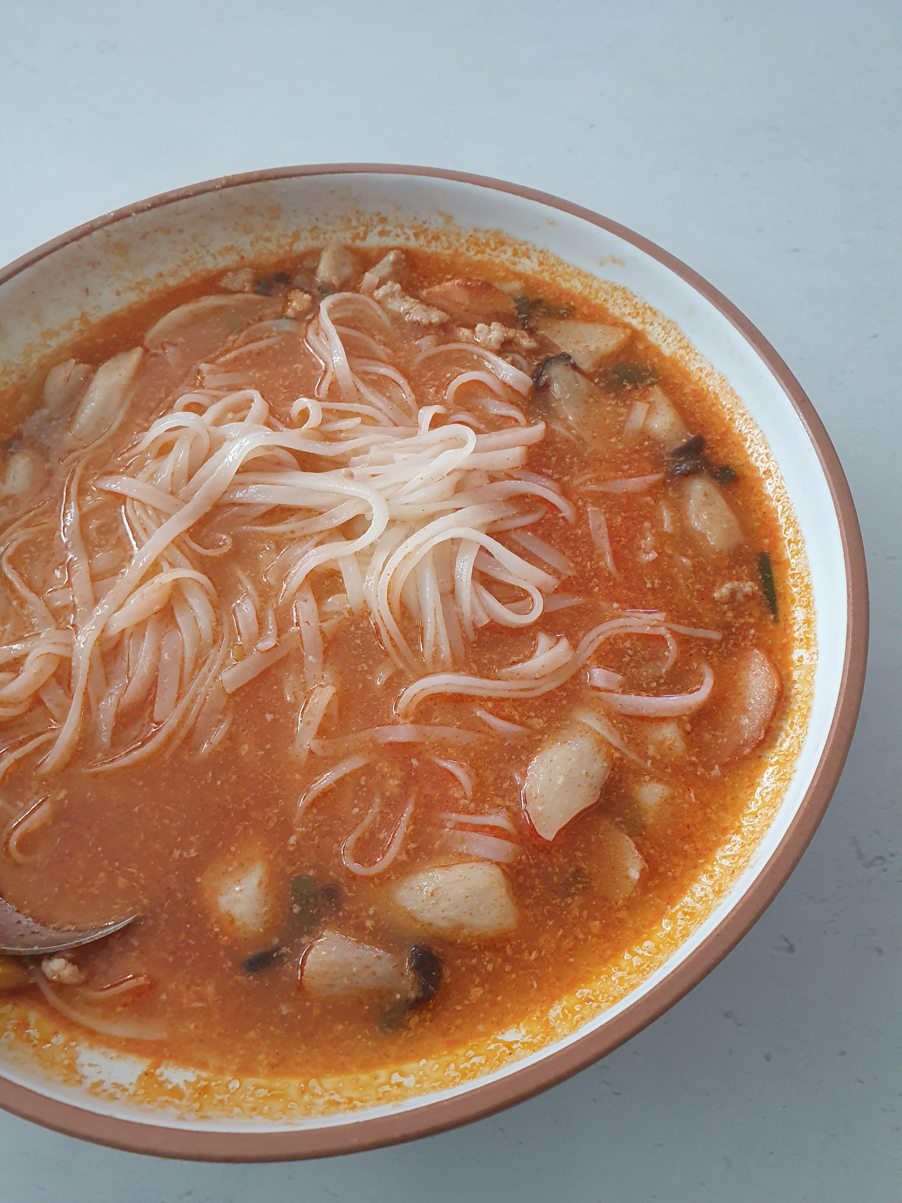  마켓컬리 소이연남 똠얌쌀국수 밀키트 후기