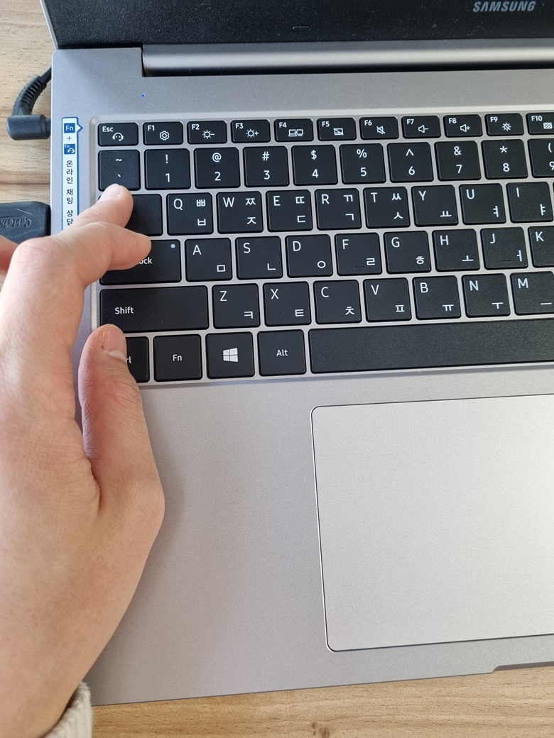 탭이동-단축키-불편함-표현하는-사진