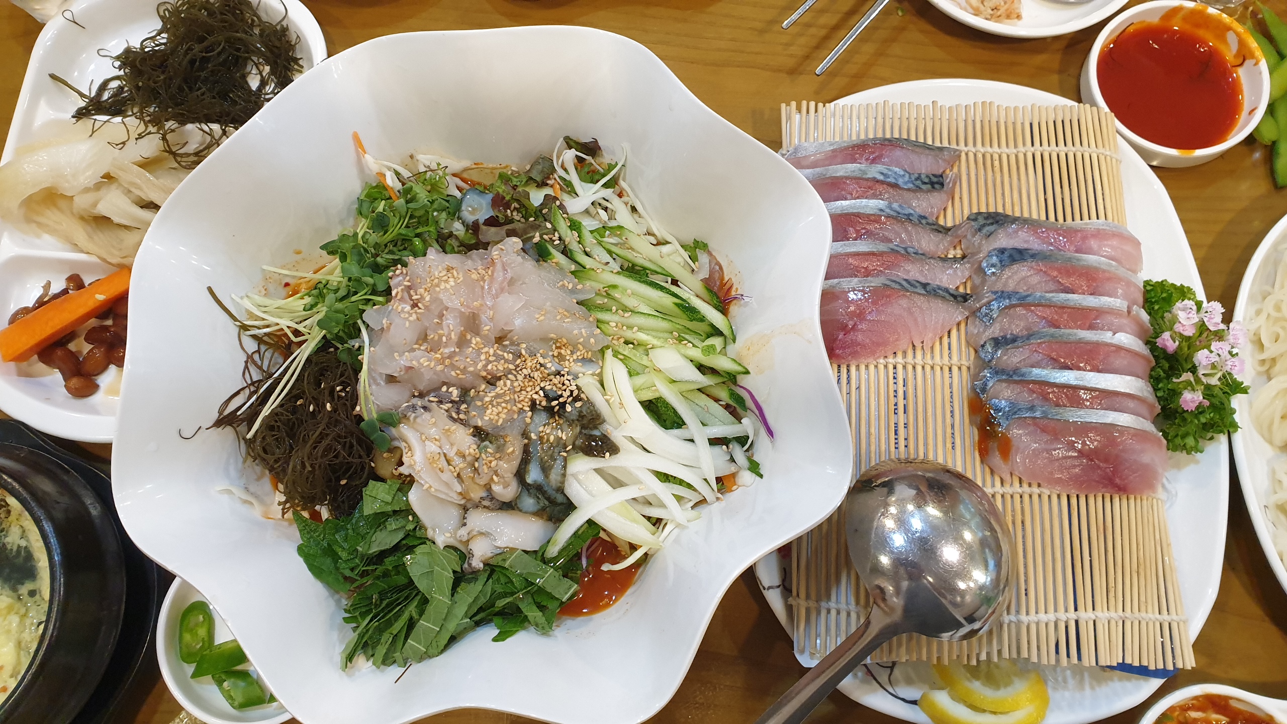  서울에서도 제주의 맛 그대로의 고등어 회를?