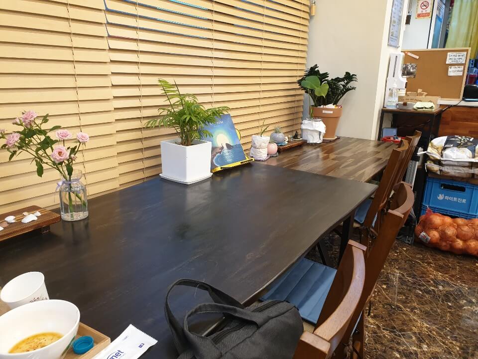 김포-집밥저장소-테이블