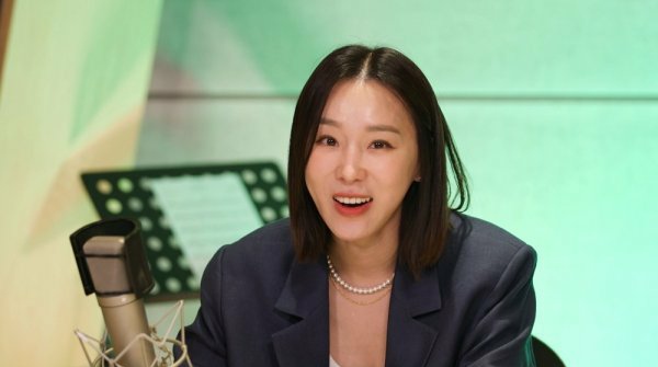  이지혜, ‘나누는 라디오쇼 온에어’ MC 선한 행보 SG워너비 김용준과 호흡 MBC 드라마넷 21일(화) 밤 11시 55분 지구촌 아이들과 후원자, 봉사자들의 사연을 전하는 나눔 프로그램